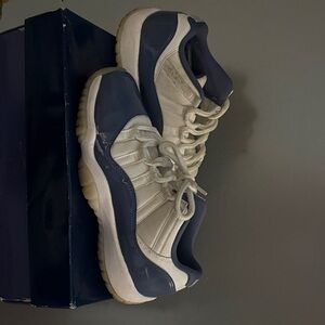 Jordan Women's Sneakers - White and Blue